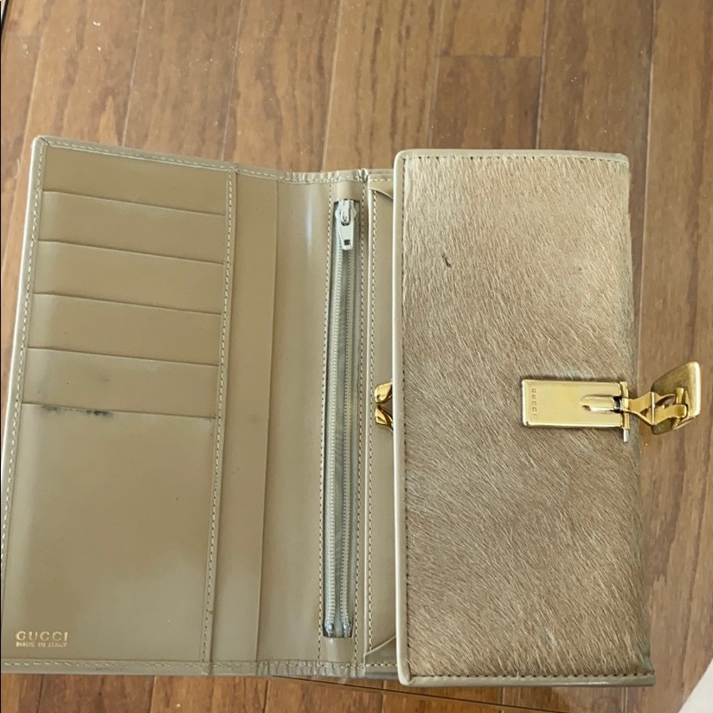 Gucci Wallet - Picture 3 of 7